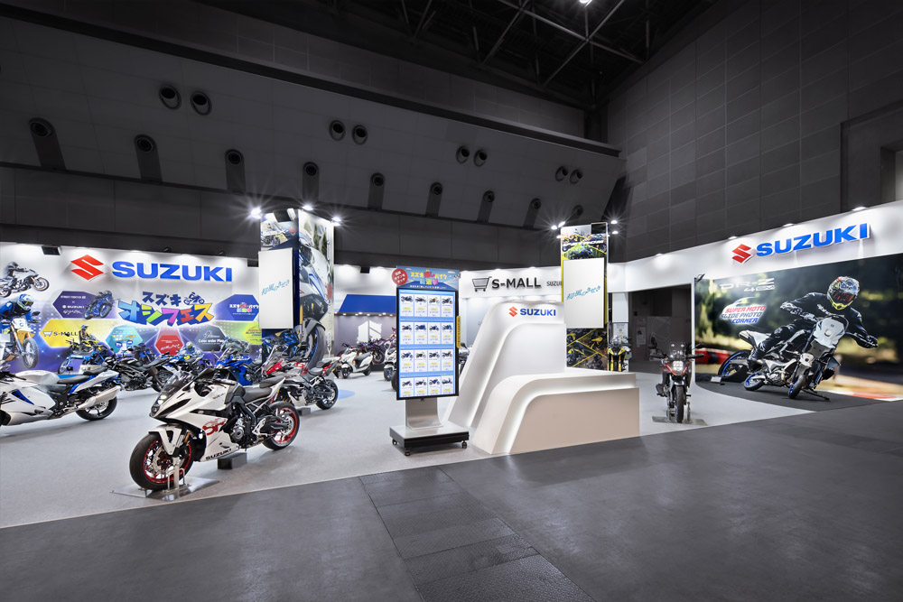スズキ株式会社 東京モーターサイクルショーブース 2枚目