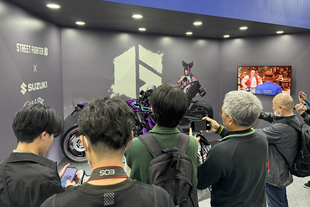 スズキ株式会社 東京モーターサイクルショーブース 7枚目